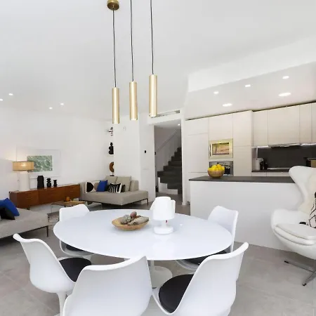 Holiday home Alyssa By Interhome *
